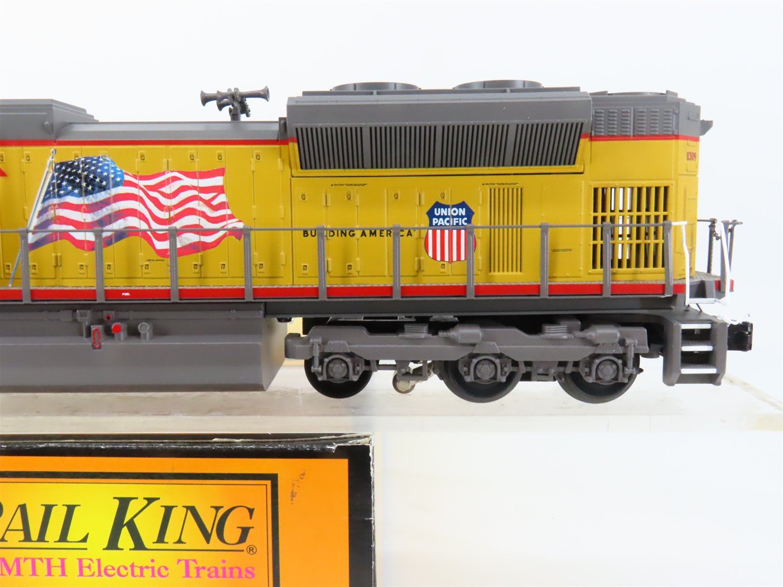 O Gauge 3-Rail MTH RailKing 30-20193-1 UP Flag SD70ACe Diesel #8309 -ProtoSound3