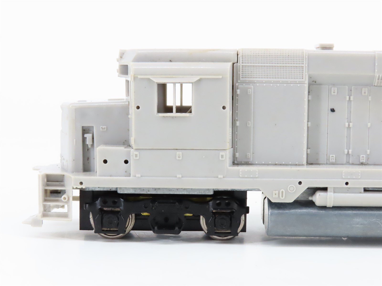 HO Scale Front Range #8100 Undecorated EMD GP30 Diesel Locomotive