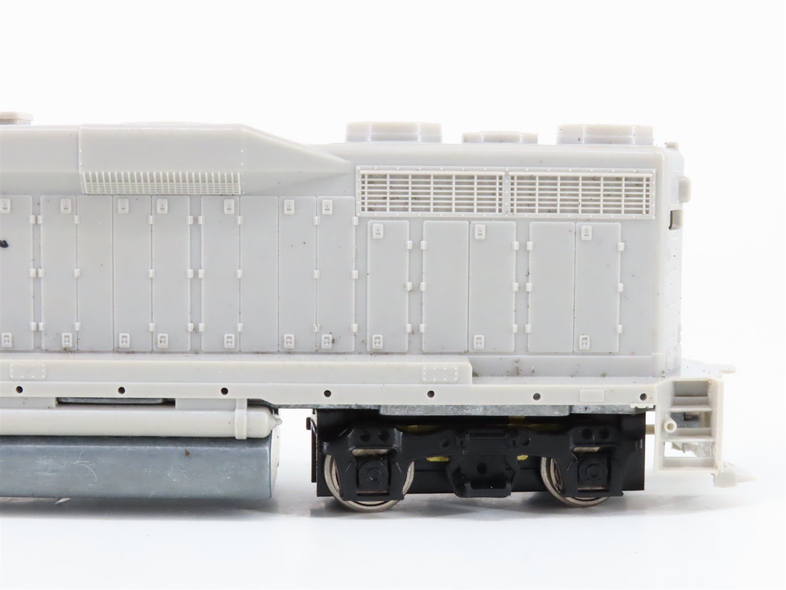 HO Scale Front Range #8100 Undecorated EMD GP30 Diesel Locomotive