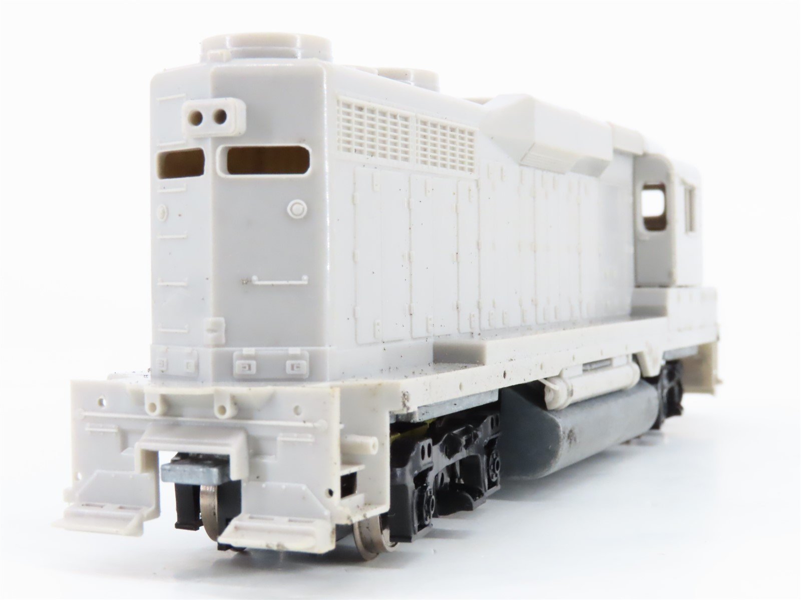 HO Scale Front Range #8100 Undecorated EMD GP30 Diesel Locomotive