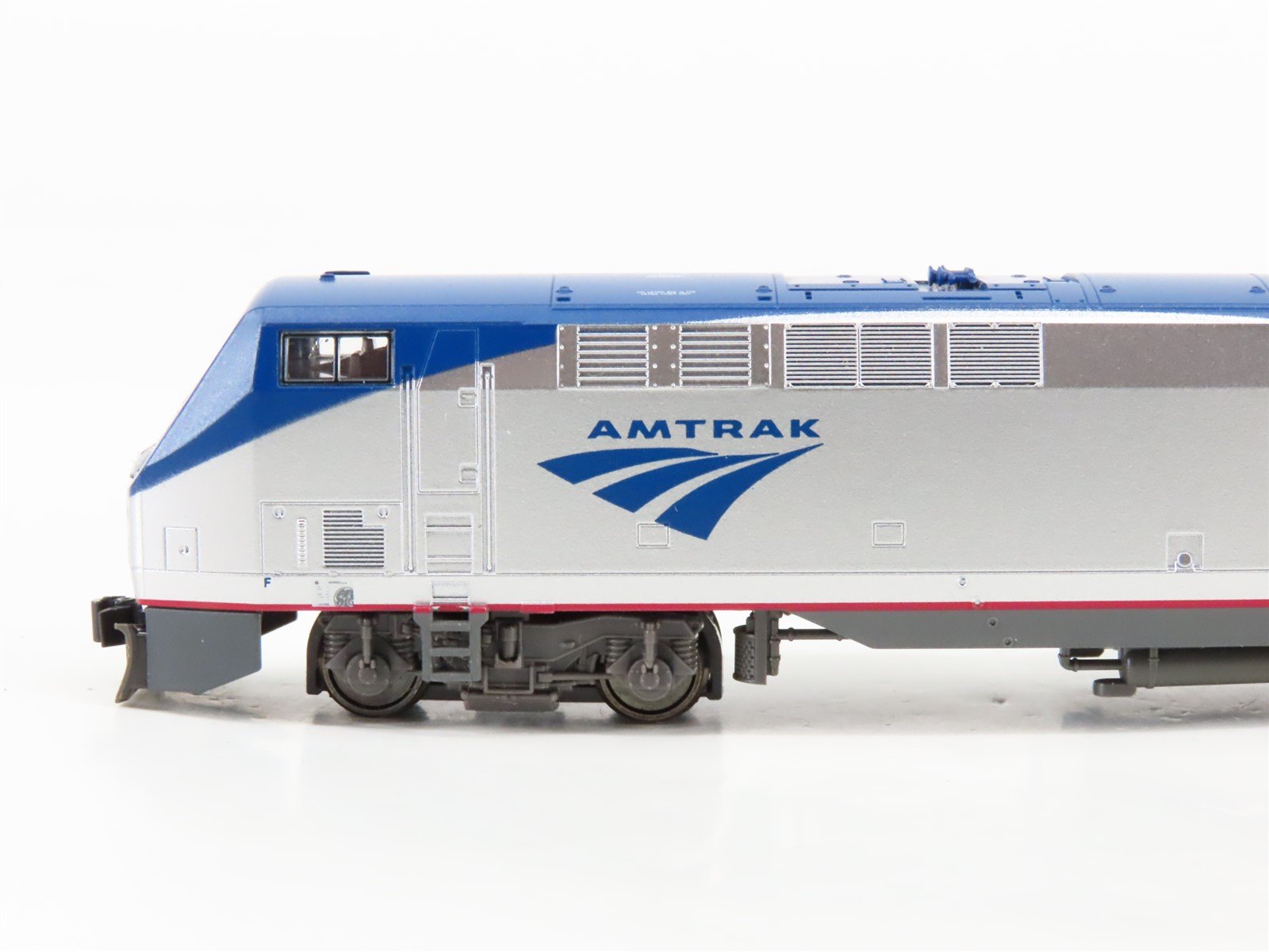 N Scale KATO AMTK Amtrak Phase V P42 Genesis Diesel Superliner Passenger Set