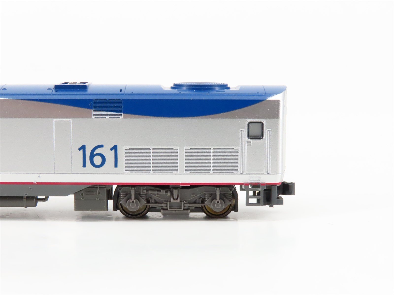 N Scale KATO AMTK Amtrak Phase V P42 Genesis Diesel Superliner Passenger Set