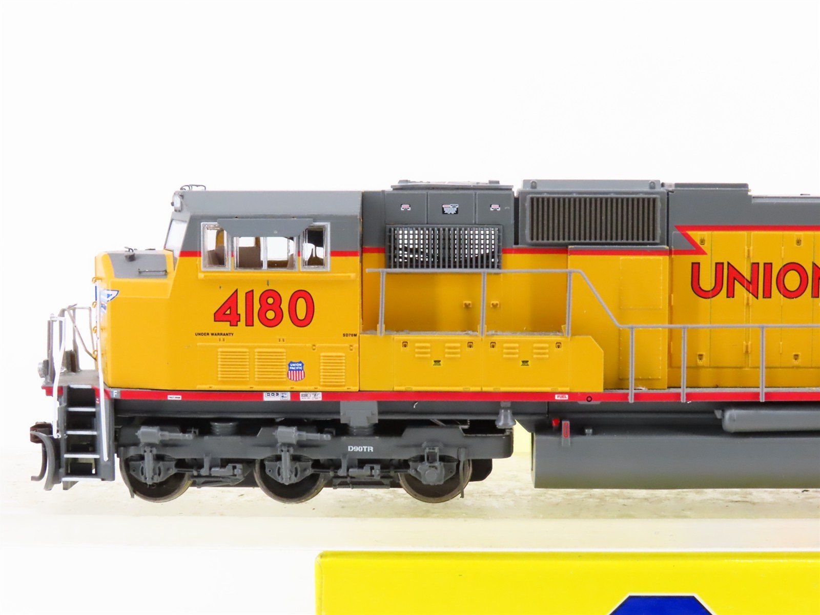 HO Scale Athearn G6202 UP Union Pacific EMD SD70M Diesel #4180 w/ DCC & Sound