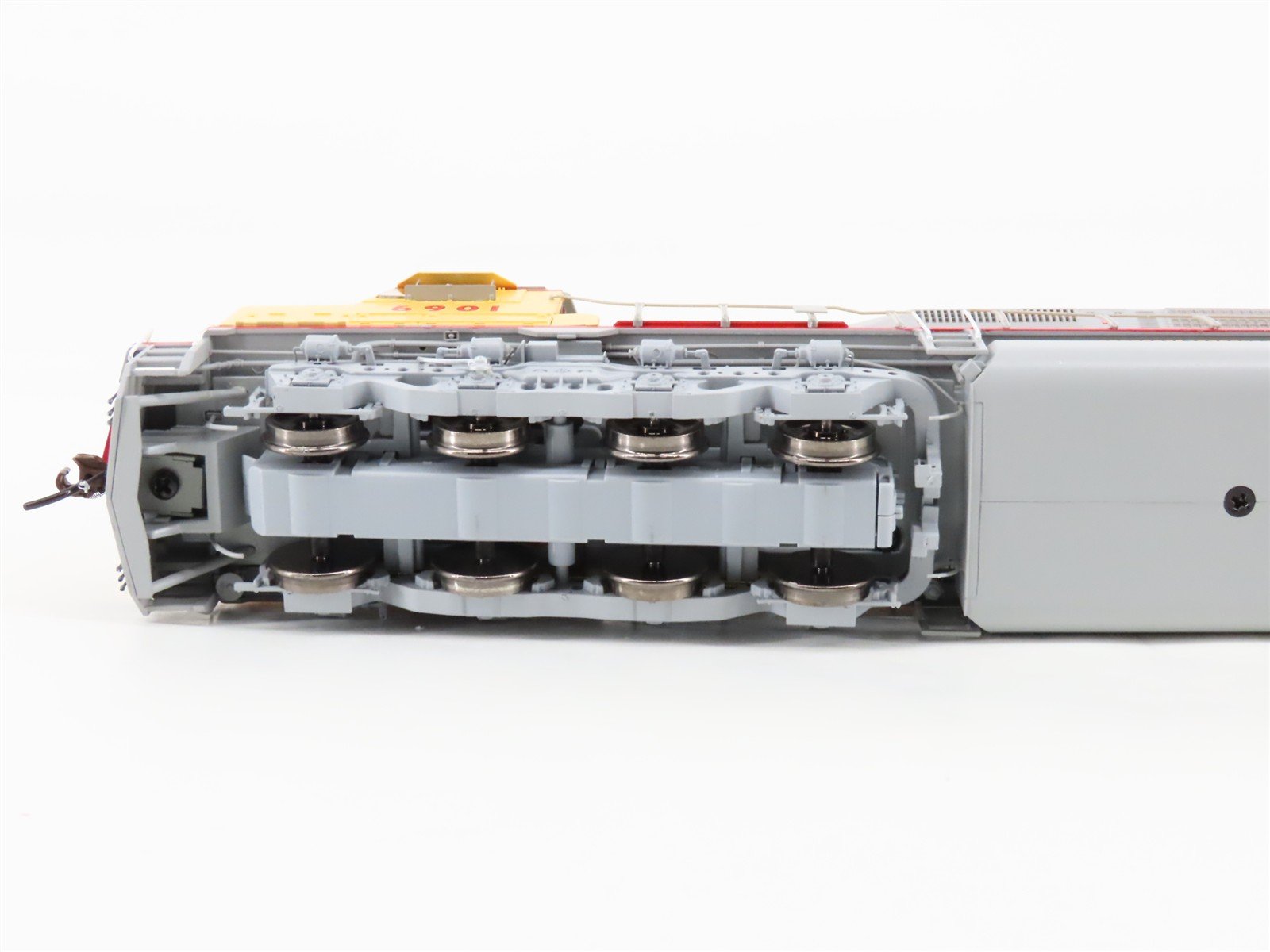 HO Athearn Genesis Primed for Grime ATHG71621 UP DDA40X Diesel #6901 DCC & Sound