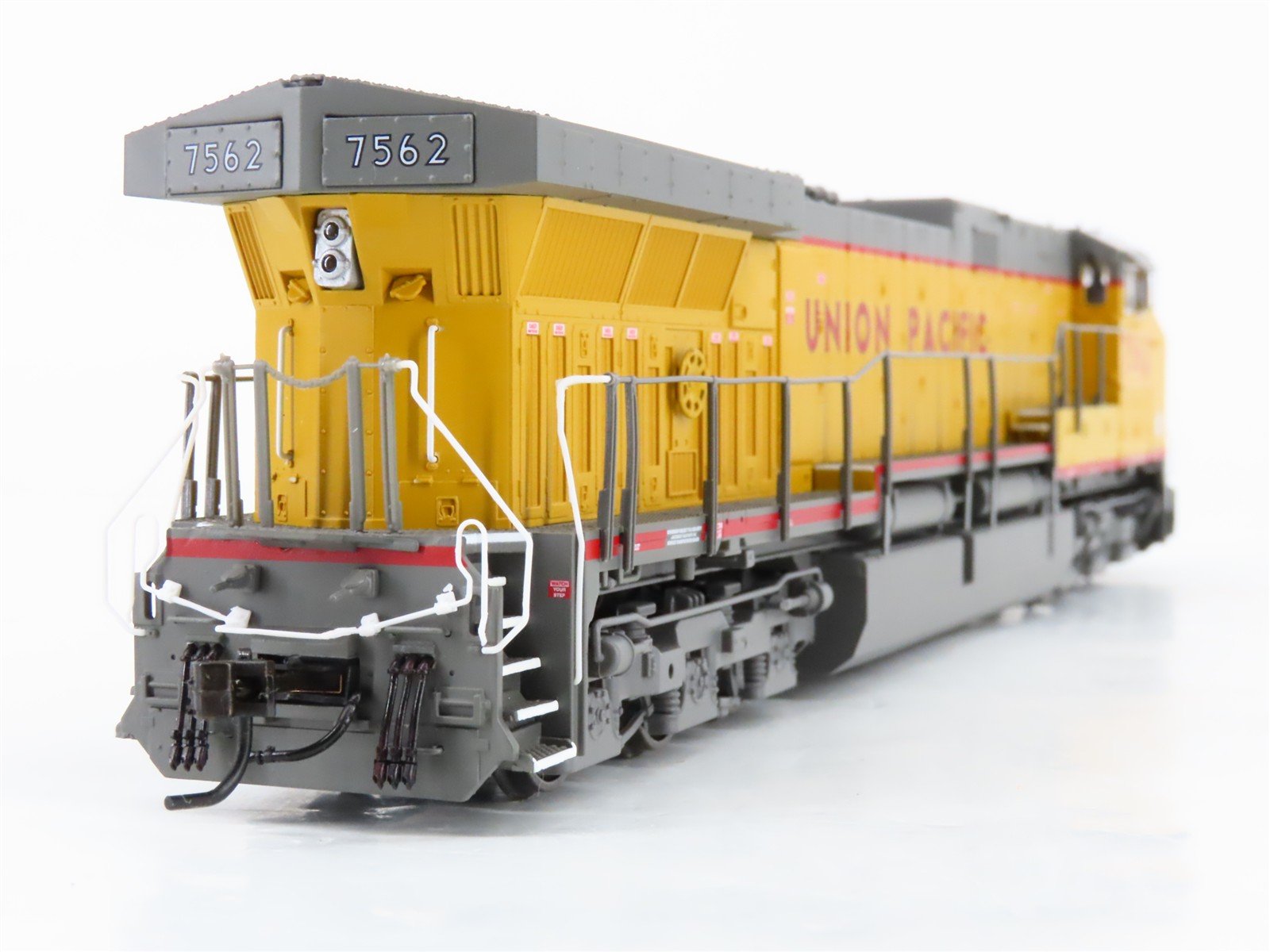 HO Broadway Limited BLI 4016 UP Union Pacific GE AC6000 Diesel #7562 - Paragon2