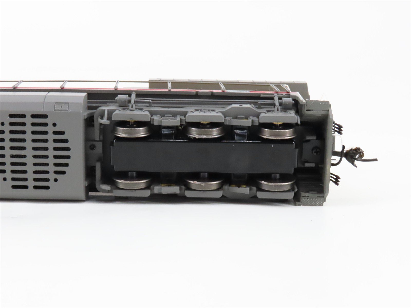 HO Broadway Limited BLI 4016 UP Union Pacific GE AC6000 Diesel #7562 - Paragon2