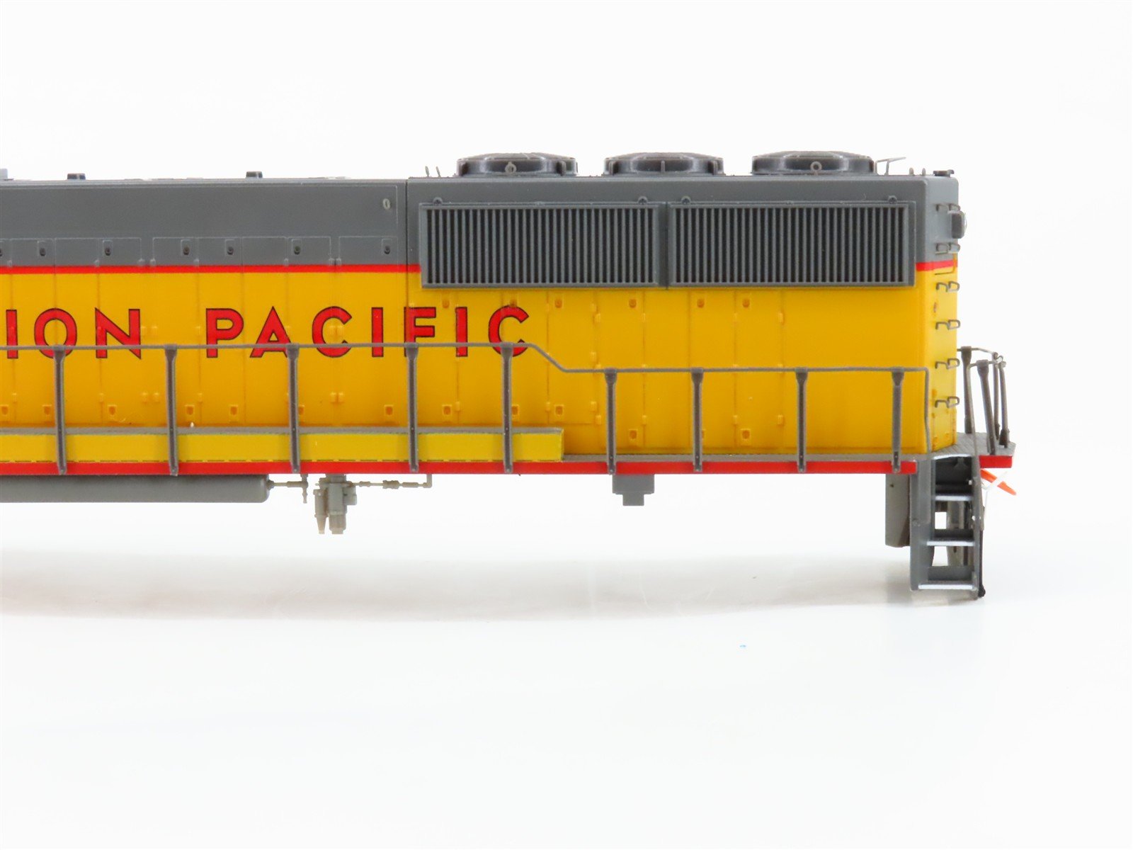 HO Scale Proto 2000 23491 UP Union Pacific EMD SD60 Diesel #6044 w/ DCC & Sound