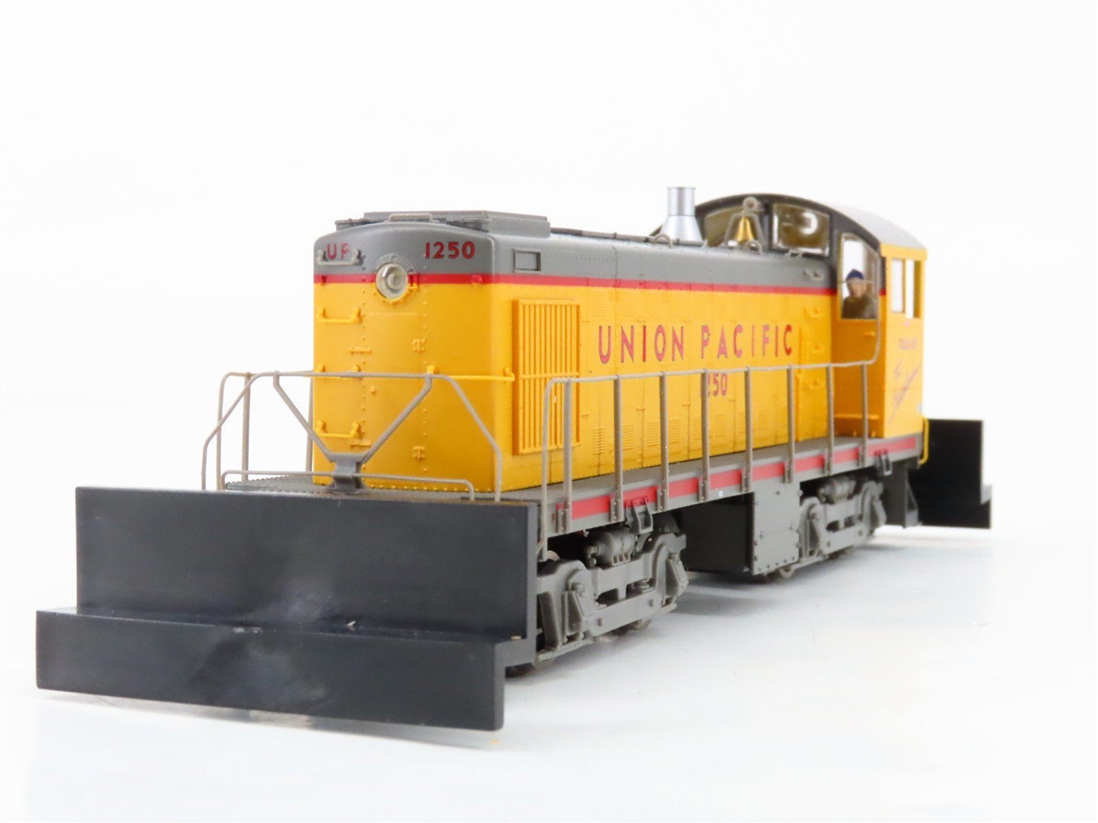 HO Proto 2000 31097 UP Union Pacific ALCO S3 Diesel Switcher #1250 w/DCC & Sound