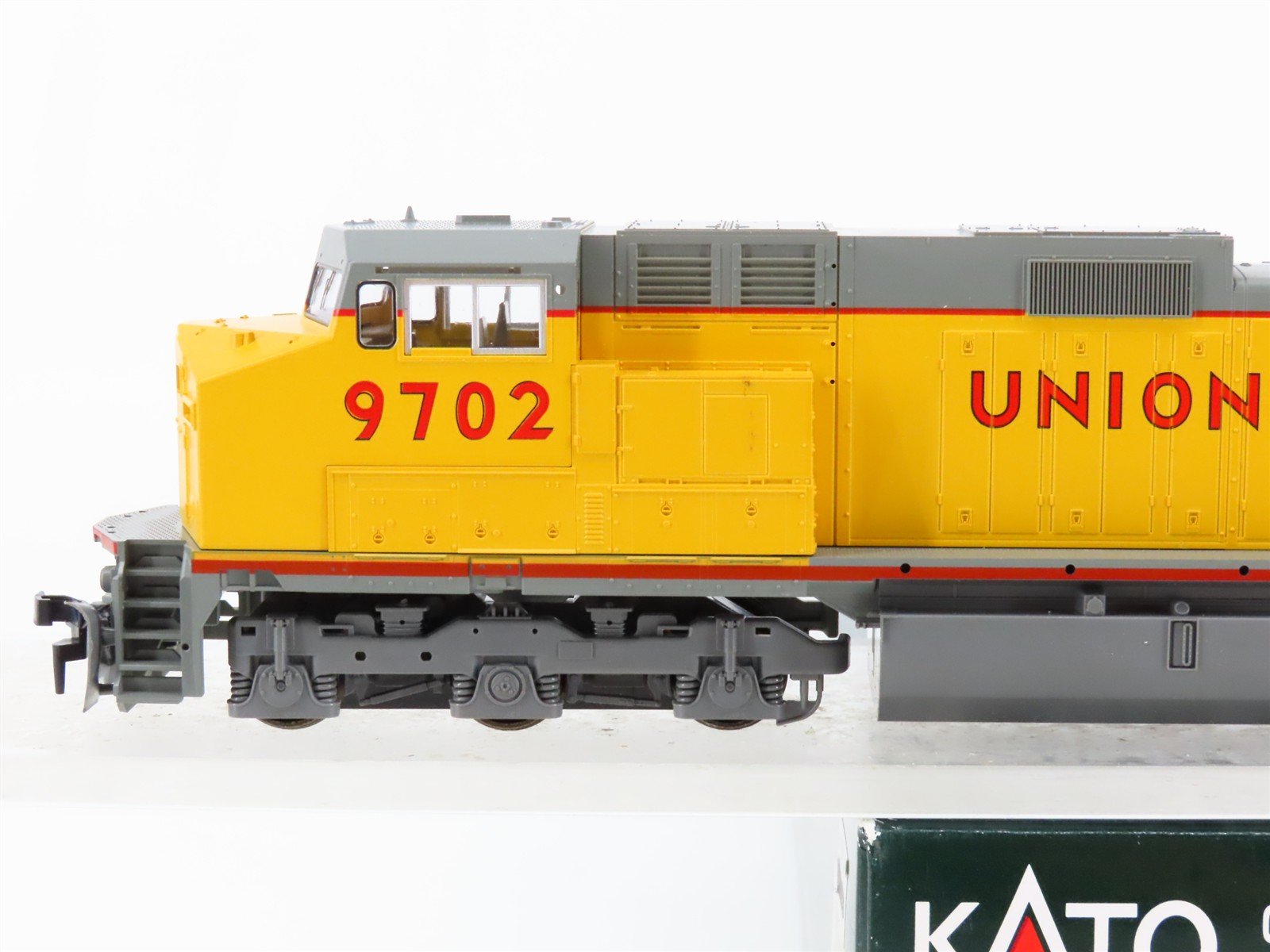 HO KATO 37-1305 UP Union Pacific GE C44-9W 