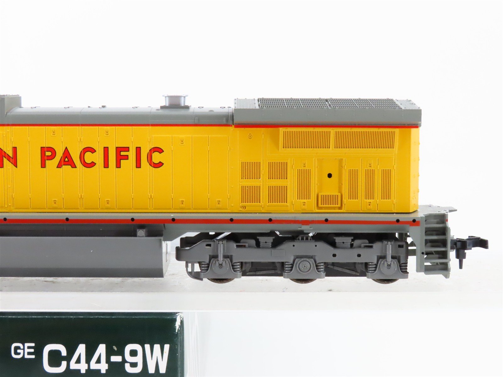 HO KATO 37-1305 UP Union Pacific GE C44-9W 
