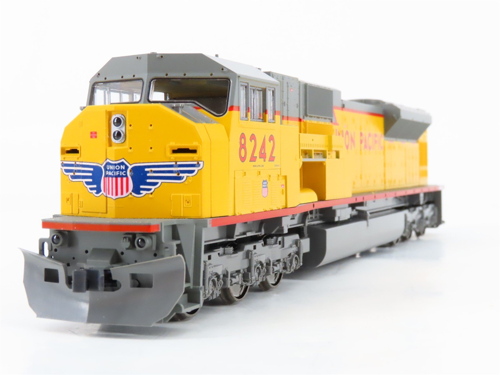 HO Scale KATO 37-6362 UP Union Pacific EMD SD90/43MAC Diesel #8242 w/DCC & Sound