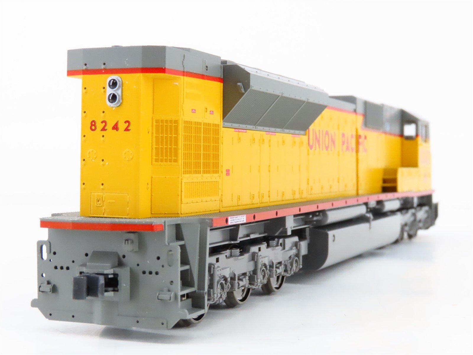 HO Scale KATO 37-6362 UP Union Pacific EMD SD90/43MAC Diesel #8242 w/DCC & Sound