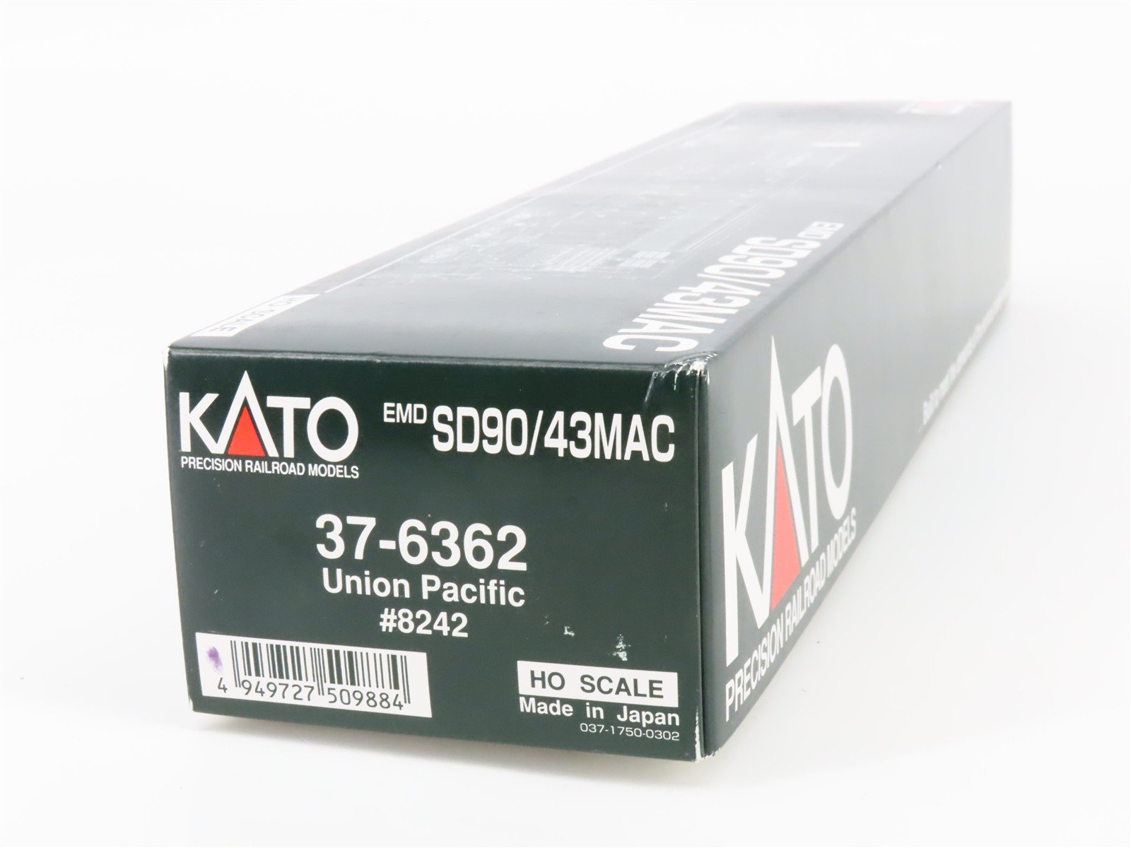 HO Scale KATO 37-6362 UP Union Pacific EMD SD90/43MAC Diesel #8242 w/DCC & Sound