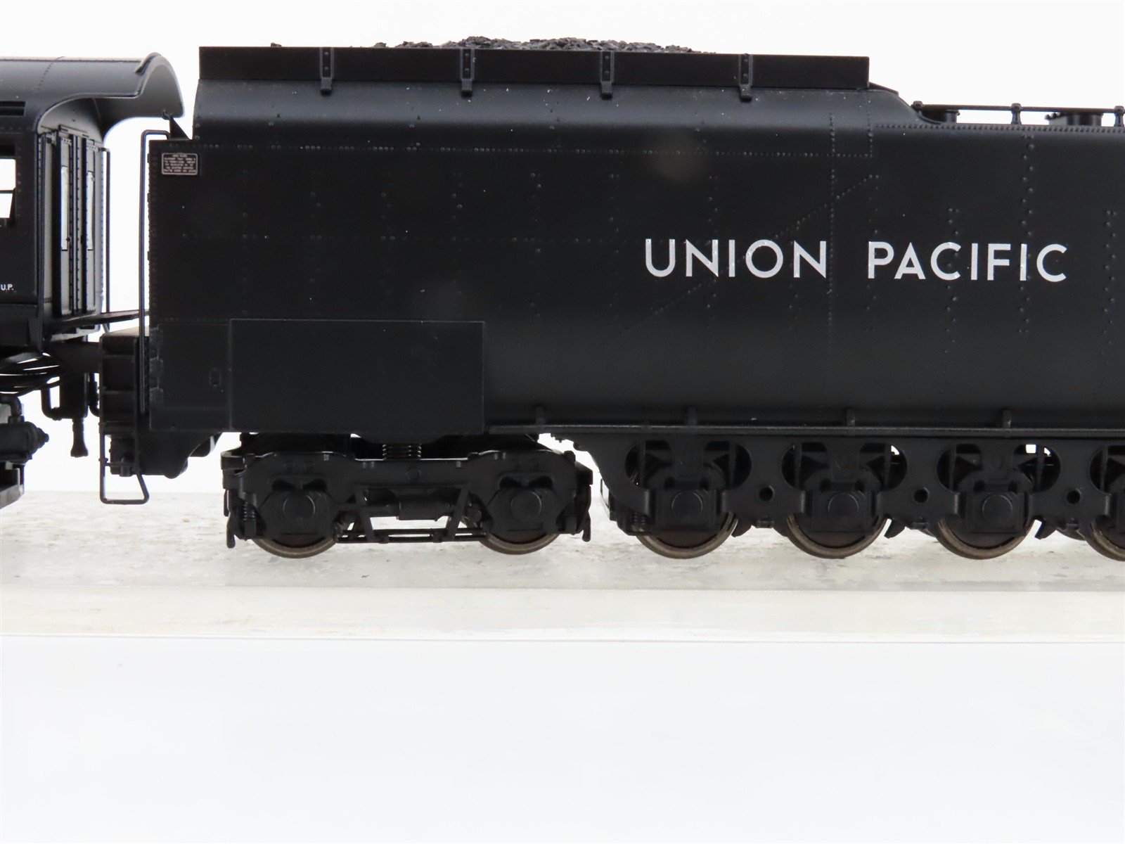 HO Scale Broadway Limited BLI 4980 UP 4-6-6-4 Challenger Steam #3987 - Paragon3