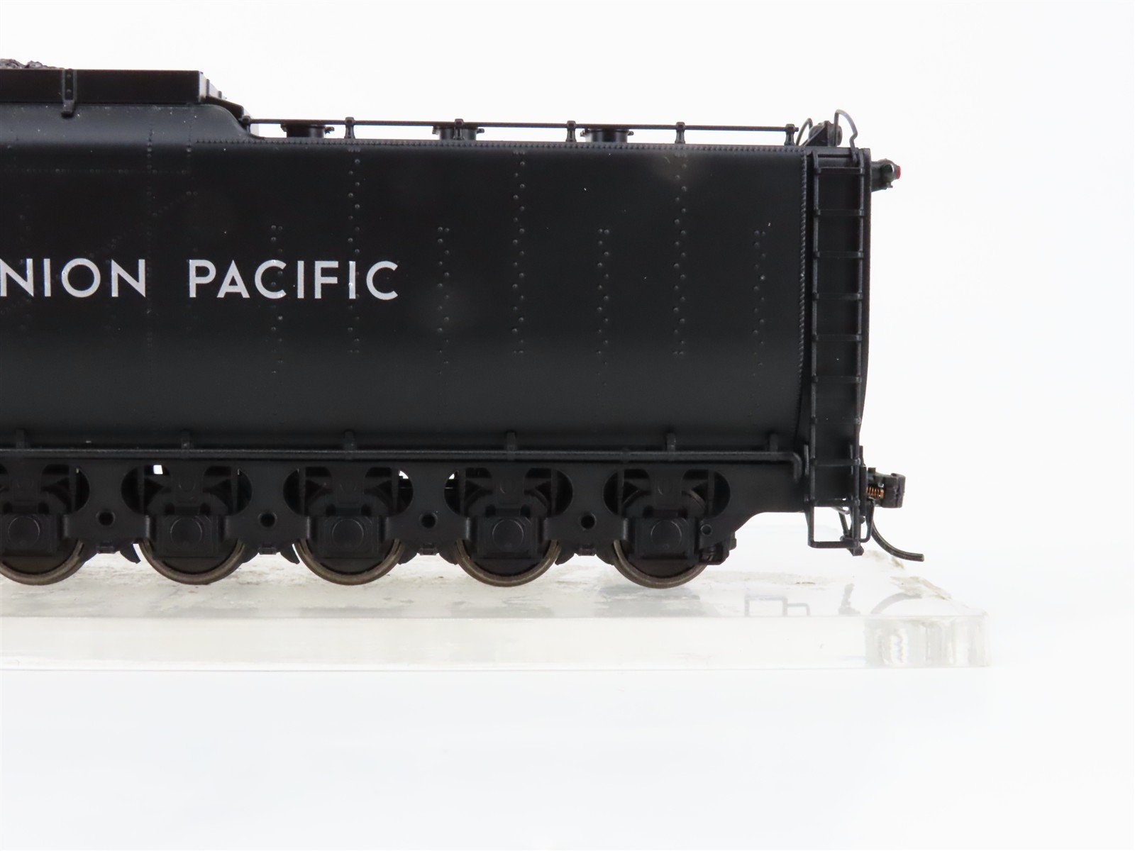 HO Scale Broadway Limited BLI 4980 UP 4-6-6-4 Challenger Steam #3987 - Paragon3