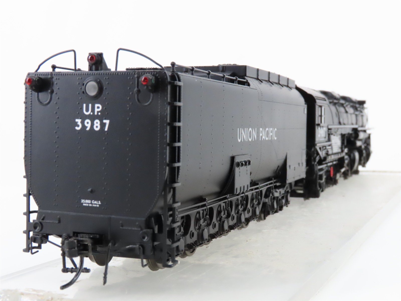 HO Scale Broadway Limited BLI 4980 UP 4-6-6-4 Challenger Steam #3987 - Paragon3