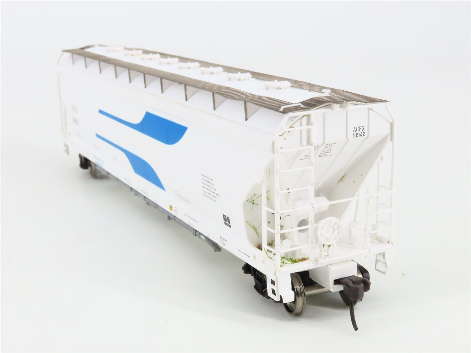 HO Atlas 1513-2 ADM Transportation Co. Pressureaide Centerflow 4-Bay Hopper RTR