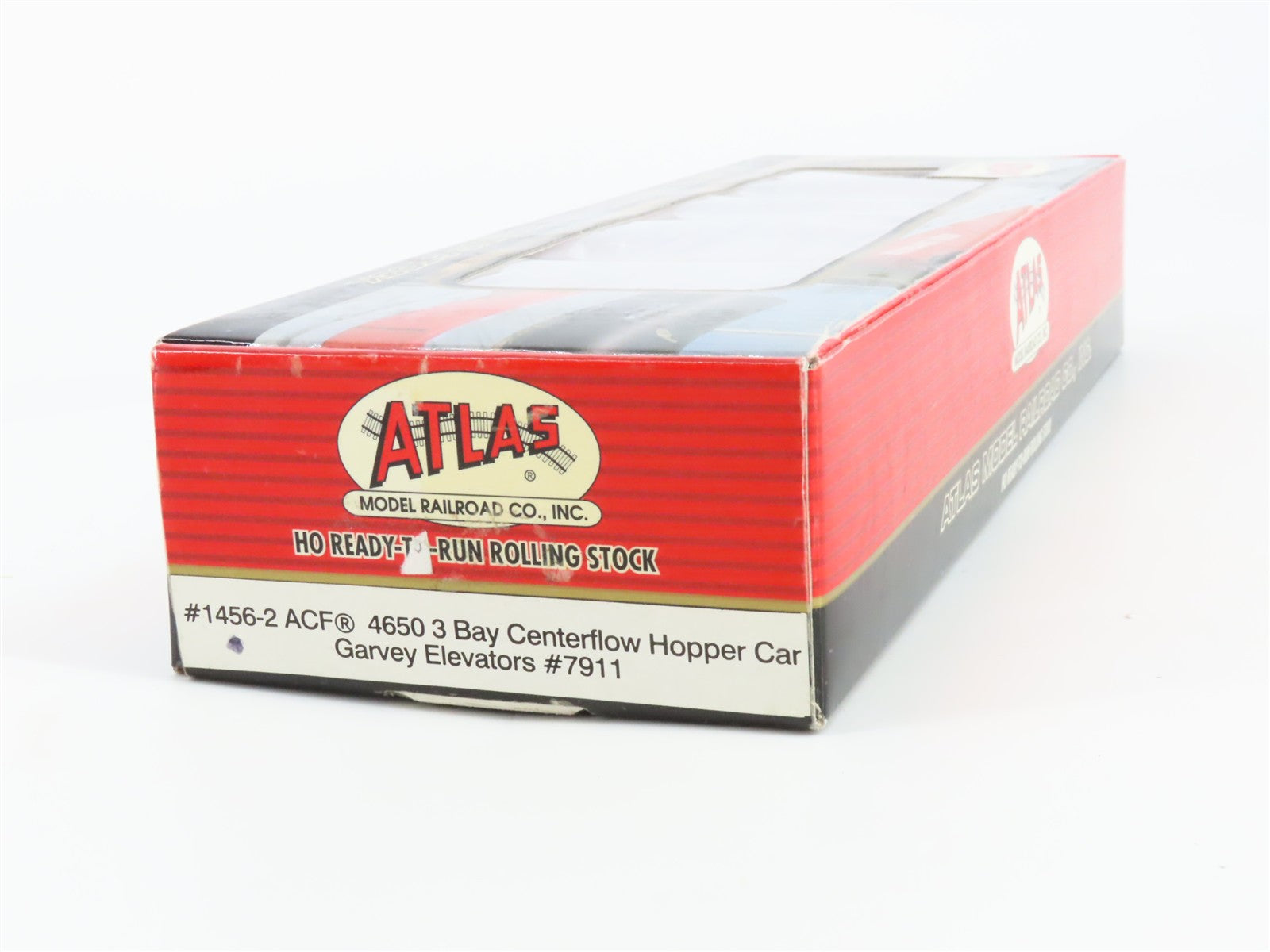 HO Scale Atlas 1456-2 GELX Garvey Elevators 3-Bay Covered Hopper 7911 Weathered