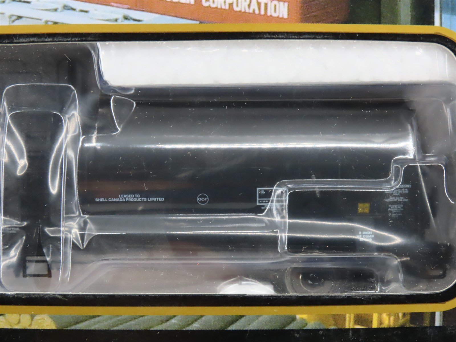HO Scale Atlas 1636-1 ACFX Shell Canada ACF 23,500 Gallon Tank Car 79621 RTR