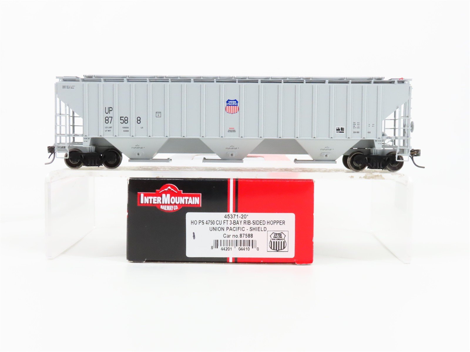 HO Scale InterMountain 45371-20 UP Union Pacific 3-Bay Covered Hopper 87588 RTR