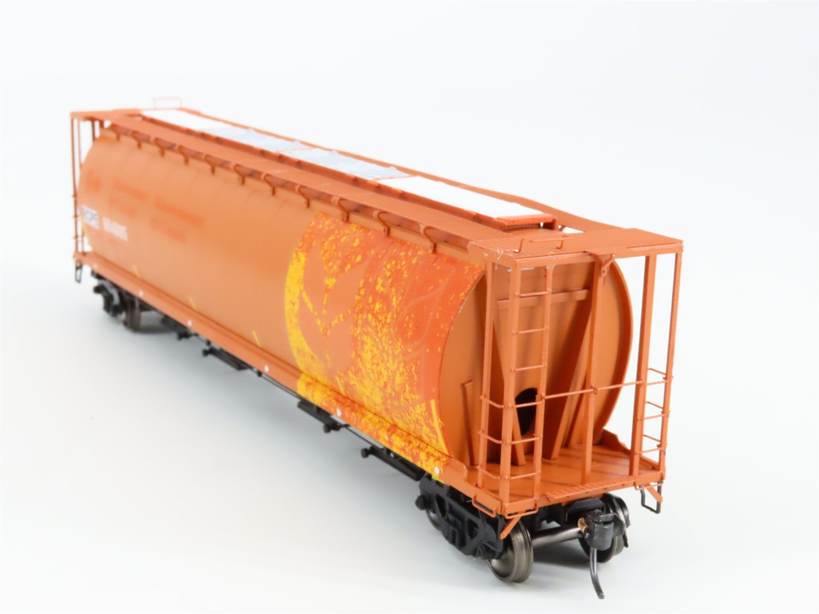 HO Scale InterMountain 24323-01 Rapid City, Pierre & Eastern Hopper RTR