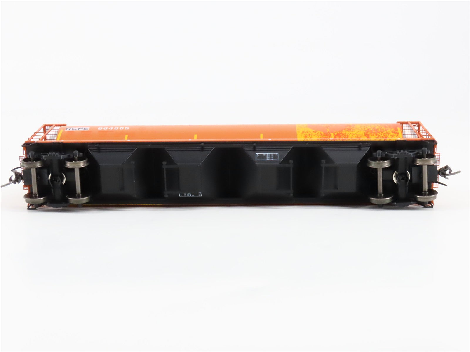 HO Scale InterMountain 24323-01 Rapid City, Pierre & Eastern Hopper RTR