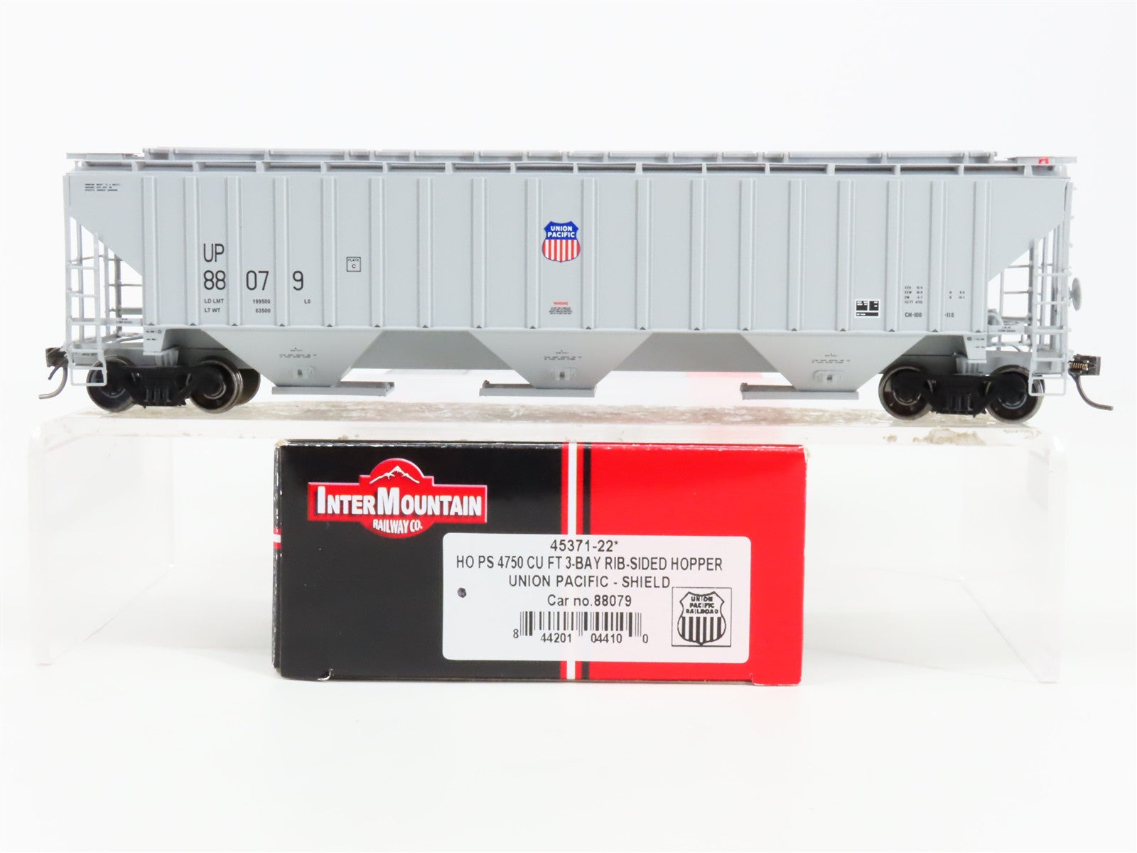 HO Scale InterMountain 45371-22 UP Union Pacific 3-Bay Covered Hopper 88079 RTR