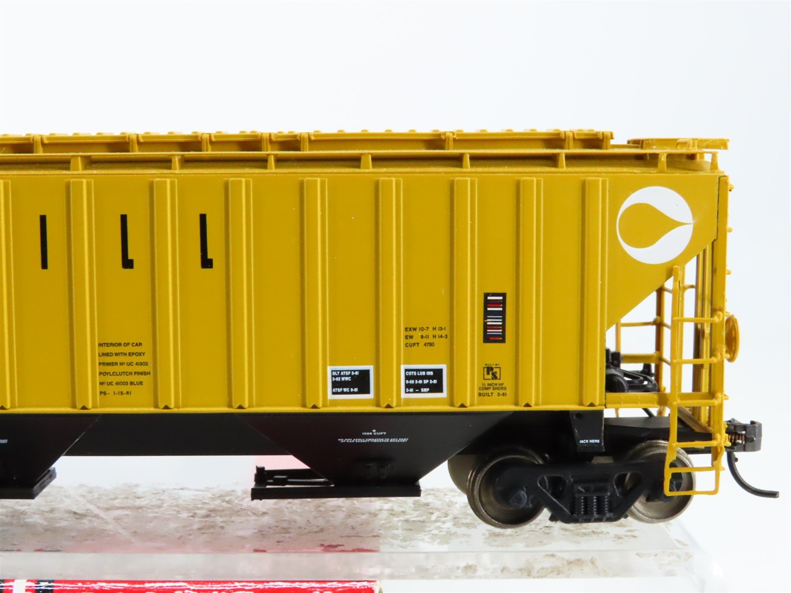 HO Scale InterMountain 45376-06 PTLX Cargill 3-Bay Covered Hopper 33914 RTR