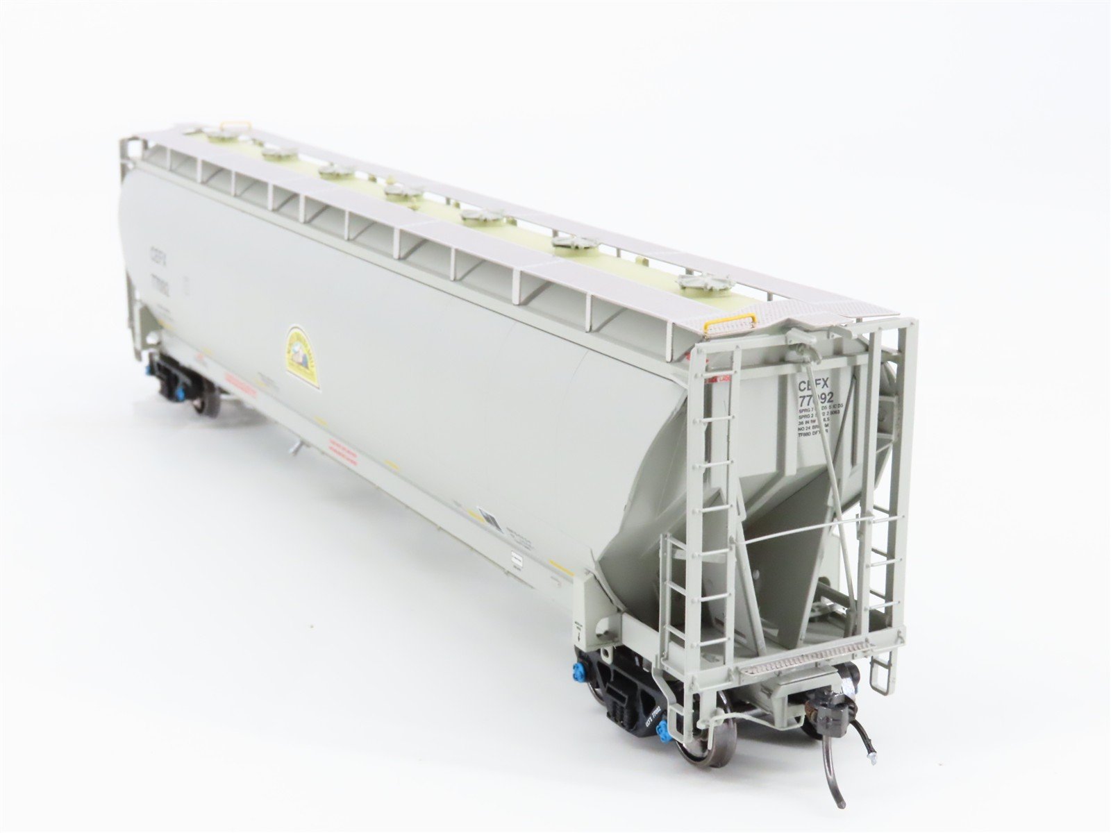 HO Scale BLMA Models 54014 CEFX North Dakota Mill - CEFX Hopper 77092 RTR