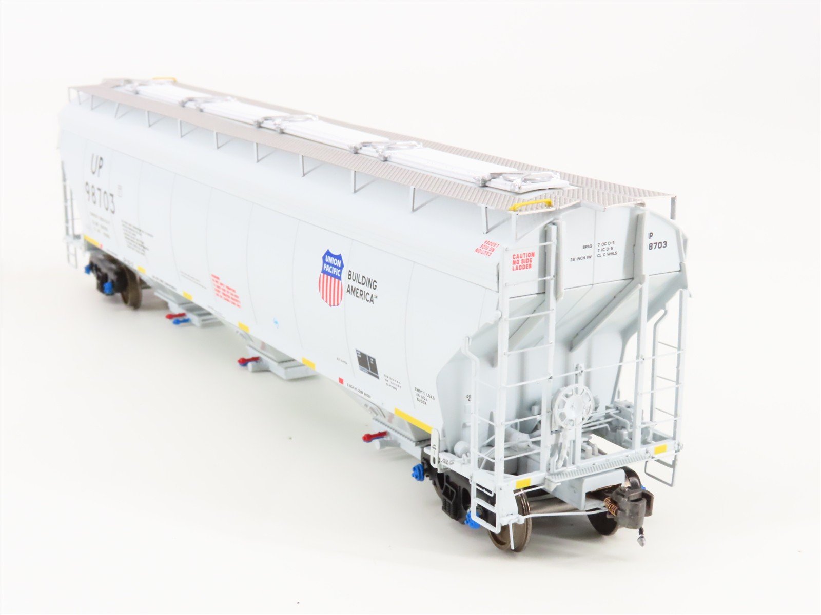 HO Scale Class One Model Works FC00517 UP Union Pacific 3-Bay Covered Hopper RTR