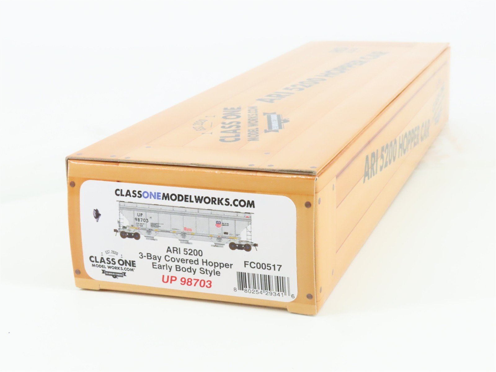 HO Scale Class One Model Works FC00517 UP Union Pacific 3-Bay Covered Hopper RTR