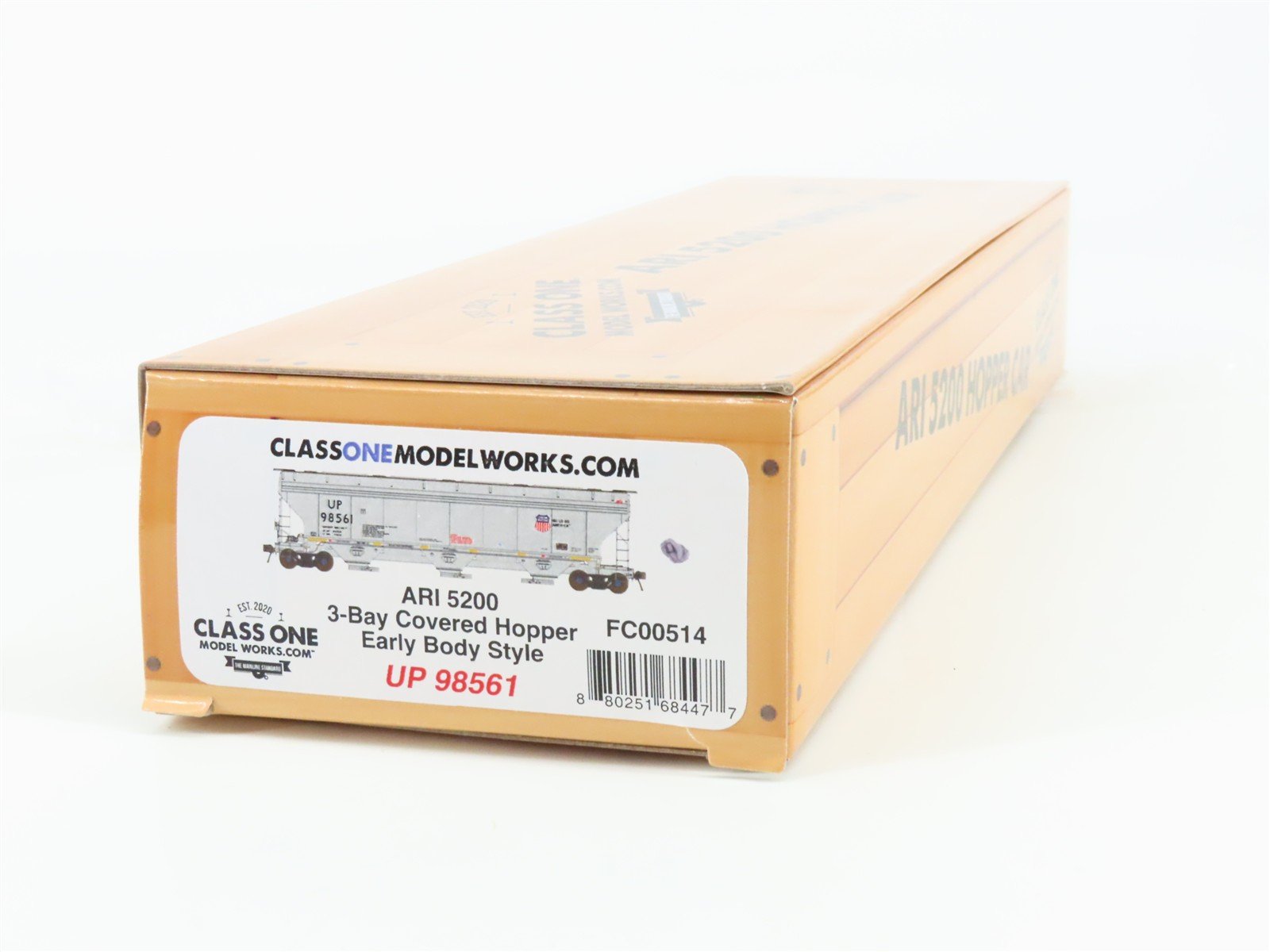 HO Scale Class One Model Works FC00514 UP Union Pacific 3-Bay Covered Hopper RTR