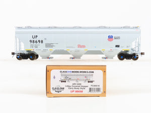 HO Scale Class One Model Works FC00516 UP Union Pacific 3-Bay Covered Hopper RTR