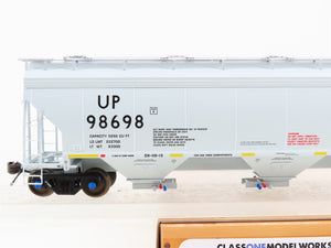 HO Scale Class One Model Works FC00516 UP Union Pacific 3-Bay Covered Hopper RTR