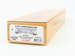 HO Scale Class One Model Works FC00515 UP Union Pacific 3-Bay Covered Hopper RTR
