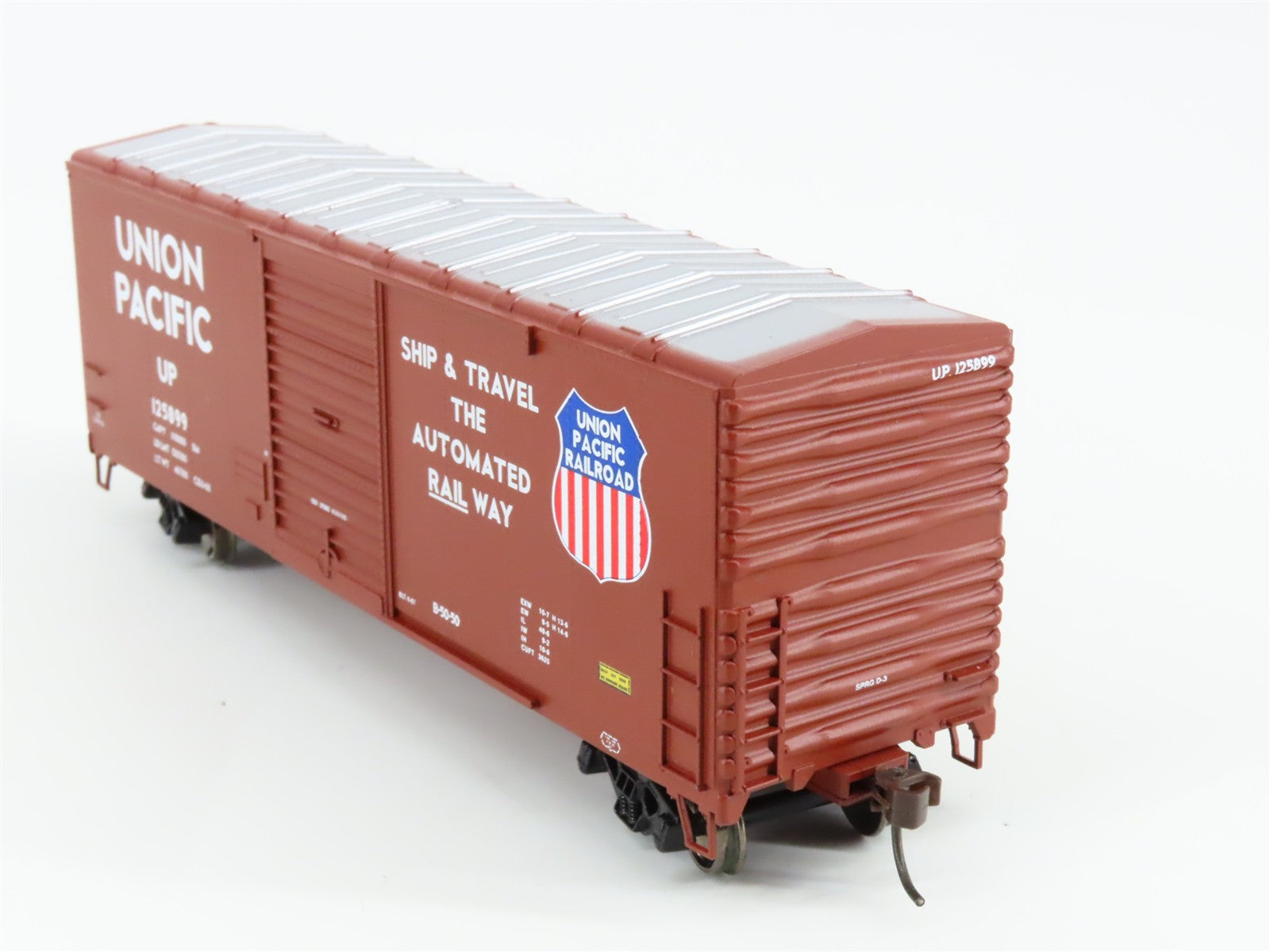 Athearn 70133 UP Union Pacific 40' Modernized Box Car 125899 RTR