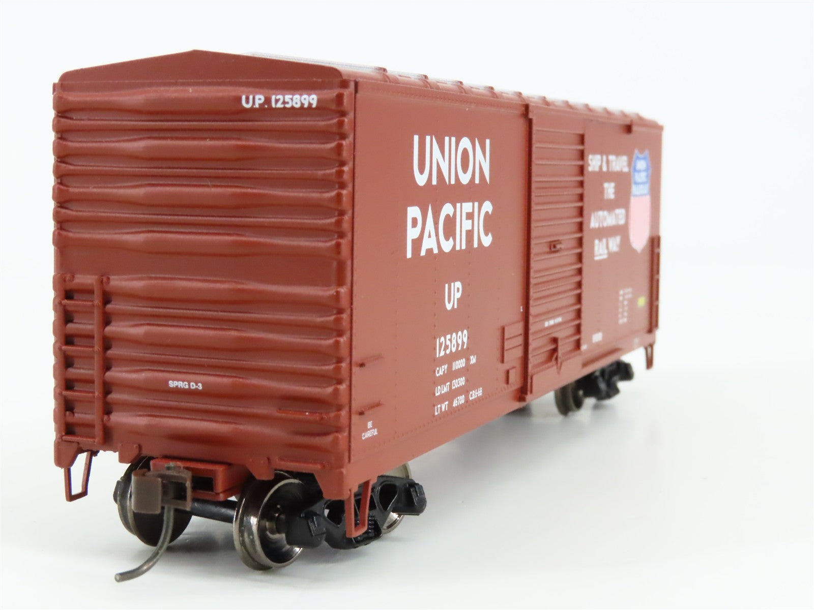 Athearn 70133 UP Union Pacific 40' Modernized Box Car 125899 RTR