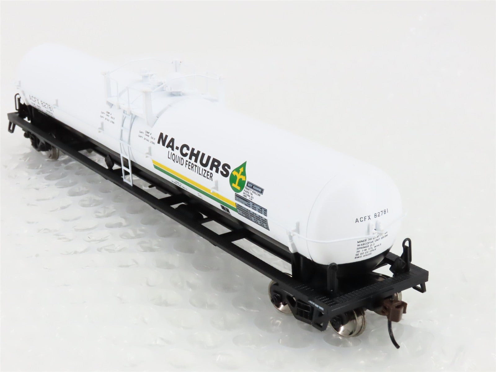 HO Scale Athearn 73766 ACFX 62' Tank Car 82781 RTR