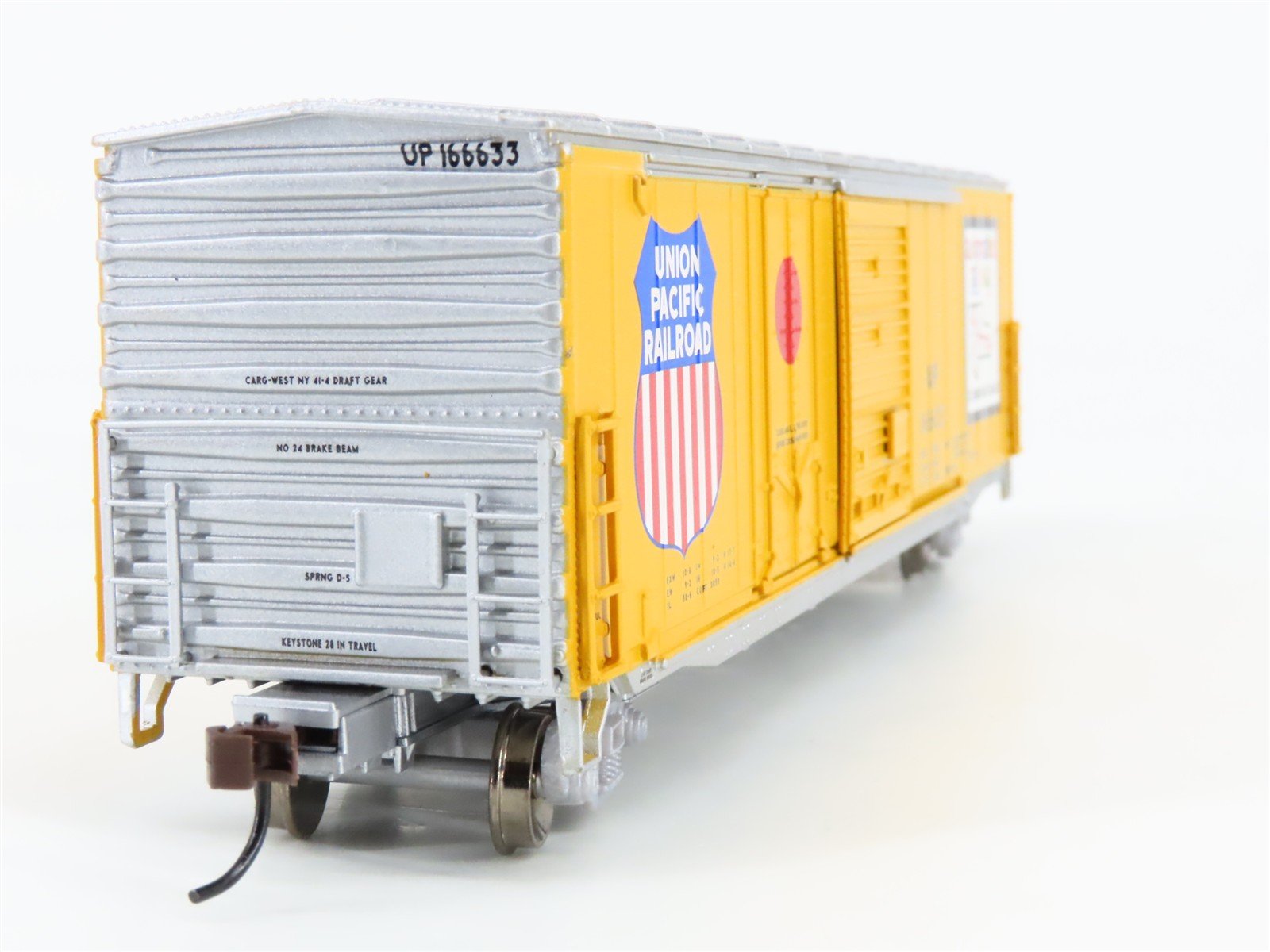 HO Scale Athearn 91237 UP Union Pacific 50' Box Car 166633 RTR