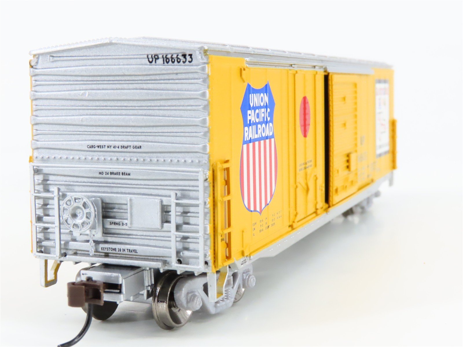 HO Scale Athearn 91237 UP Union Pacific 50' Box Car 166633 RTR