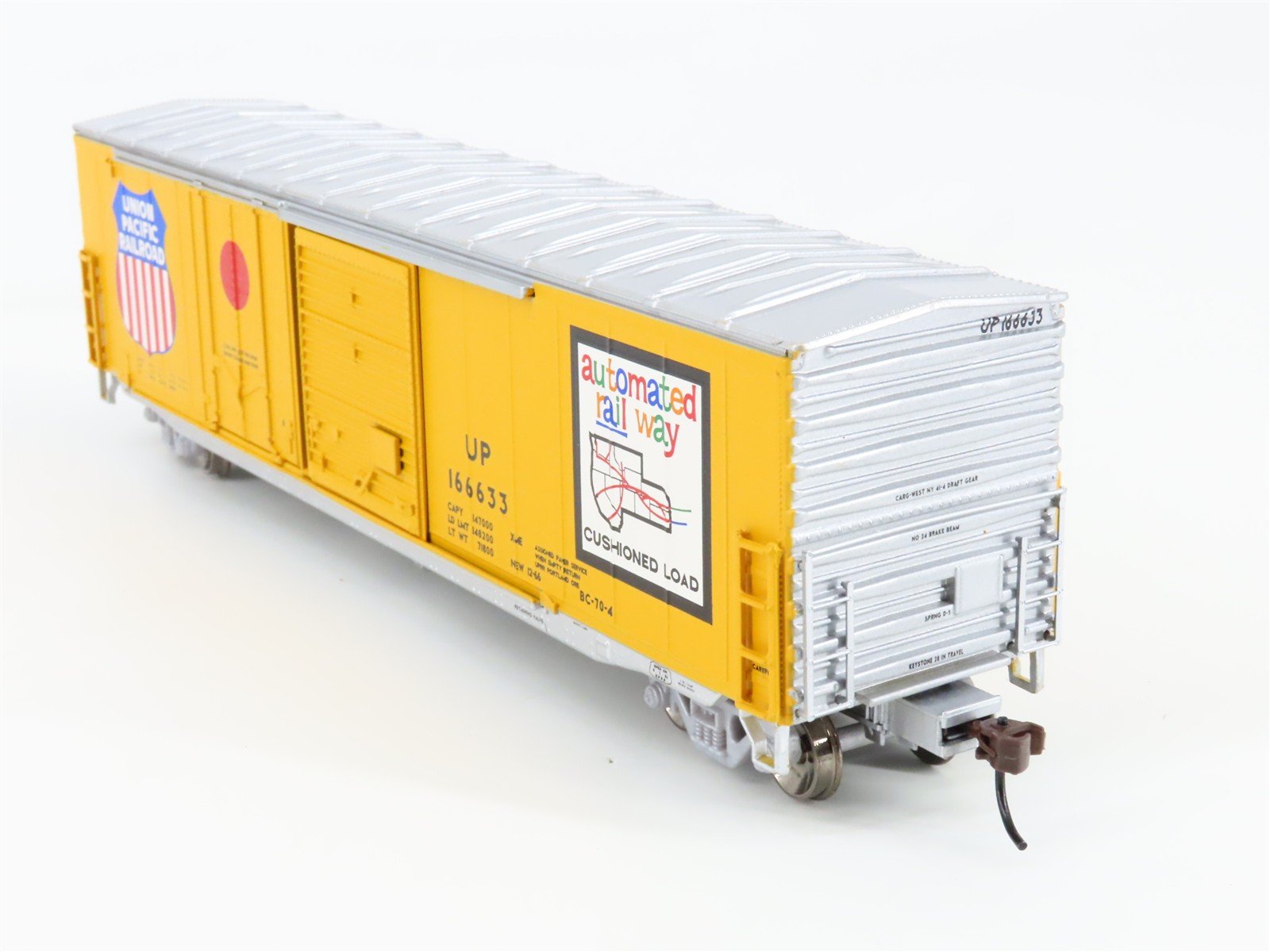 HO Scale Athearn 91237 UP Union Pacific 50' Box Car 166633 RTR