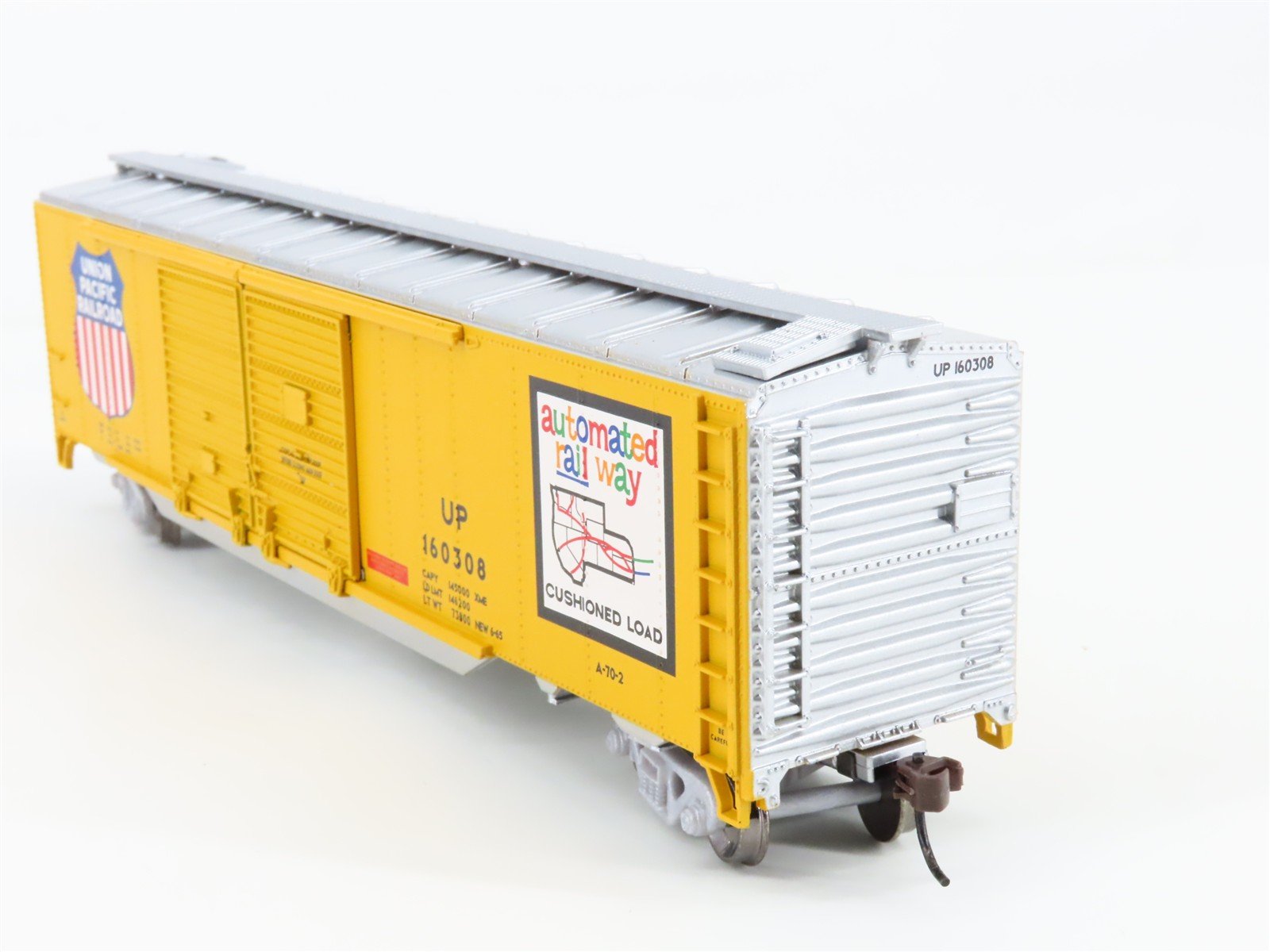 HO Scale Athearn 92445 UP Union Pacific 50' Double Door Box Car 160308 RTR