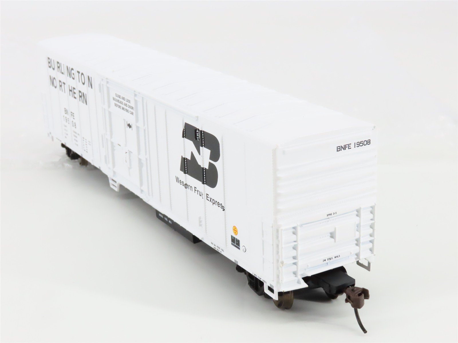 HO Scale Athearn 71158 BN Burlington Northern 57' Mechanical Reefer 19508 RTR