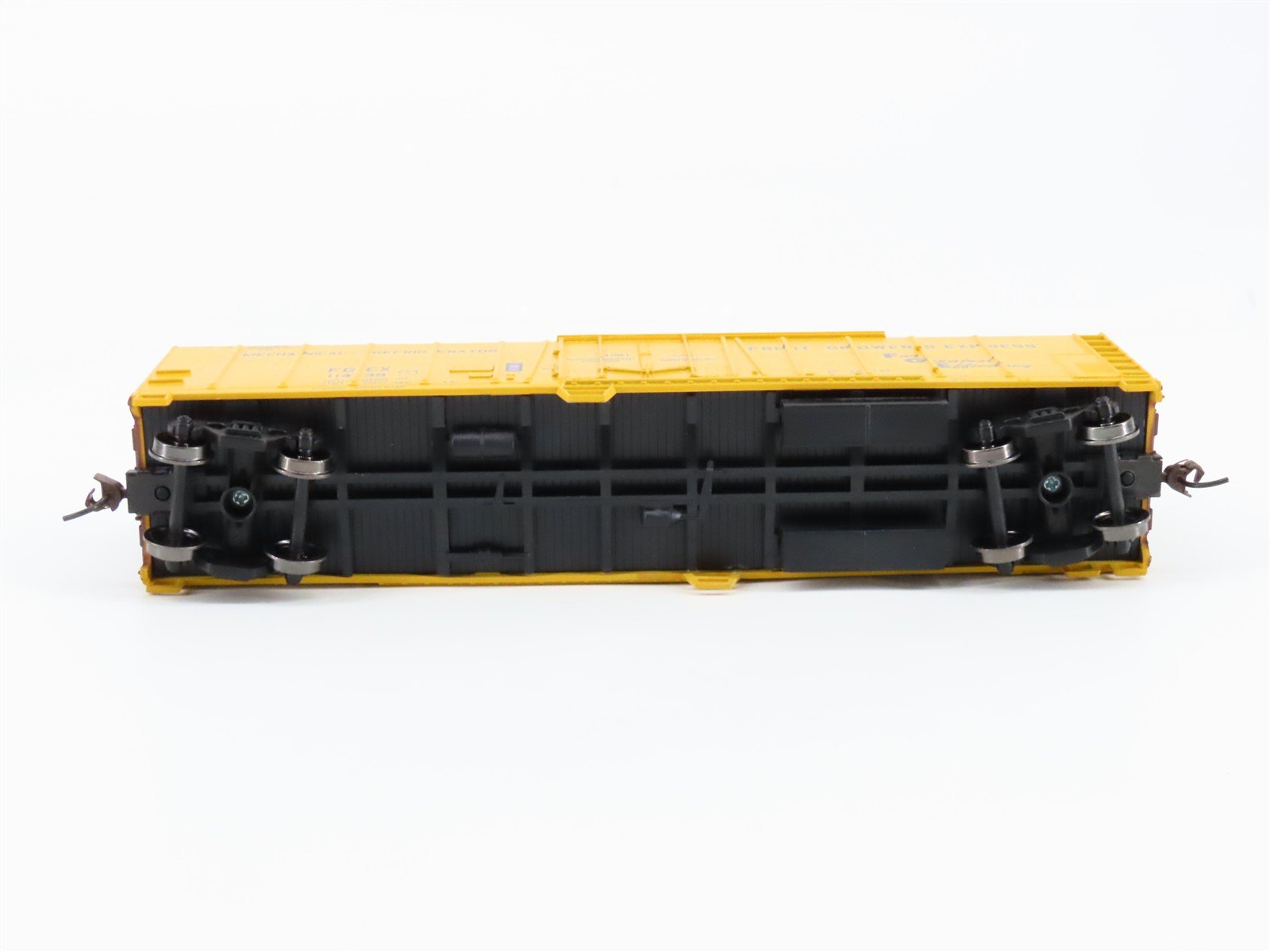 HO Scale Athearn 7572 FGCX Fruit Growers Express 50' 50' Mechanical Reefer RTR