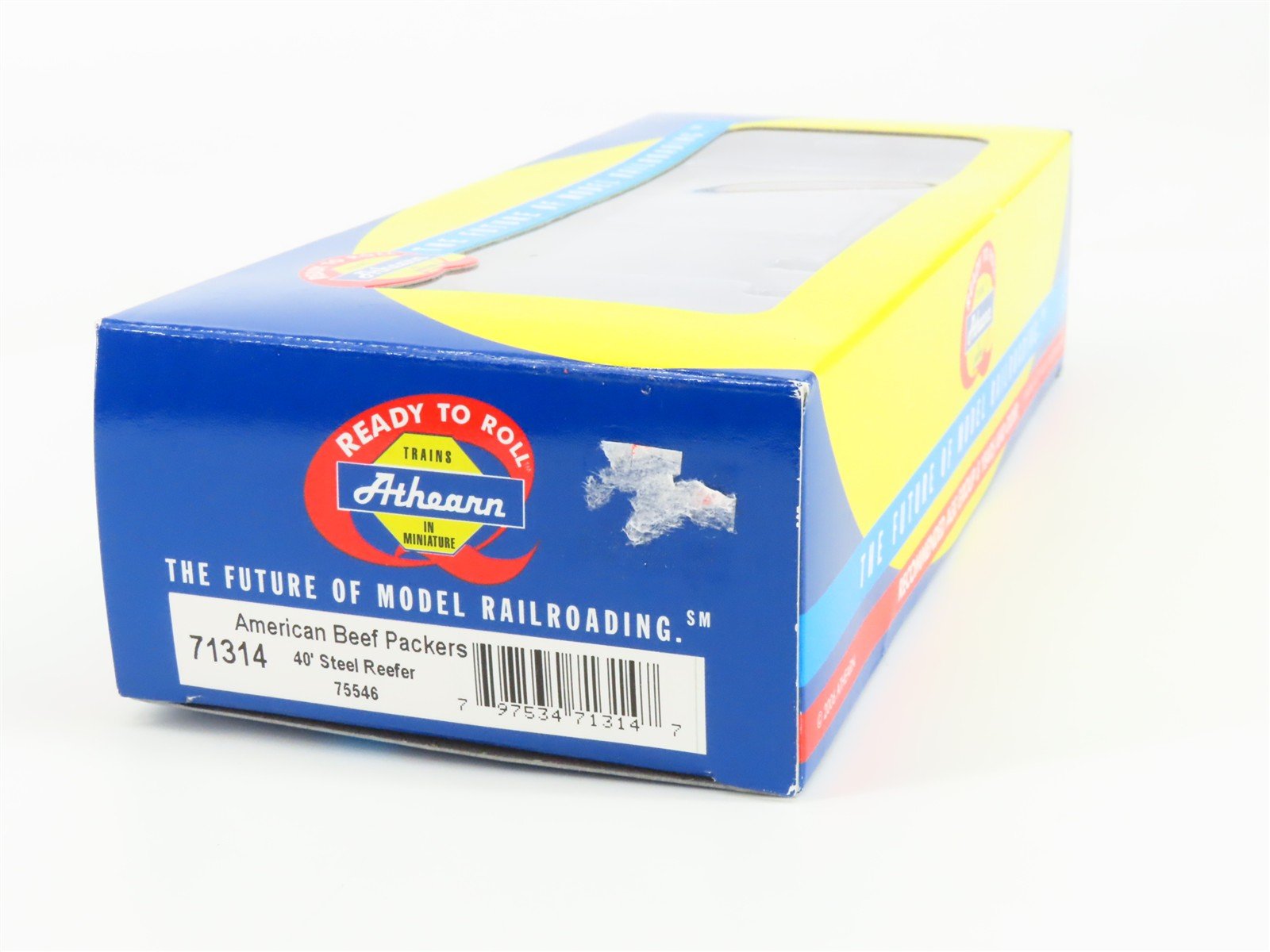 HO Scale Athearn 71314 URTX American Beef Packers Inc. 40' Steel Reefer RTR