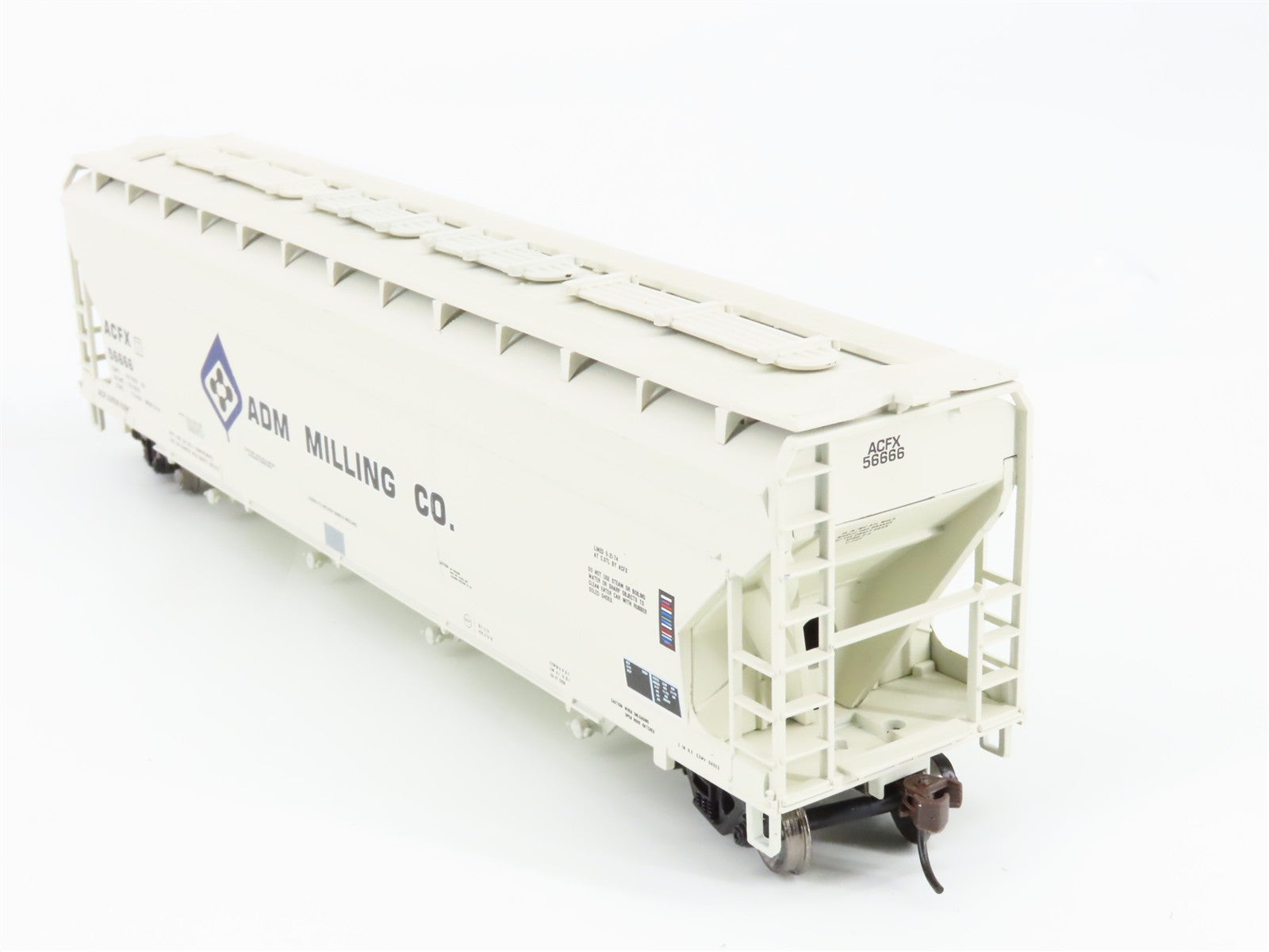 HO Scale Athearn 72263 ACFX ADM Milling Co. 55' 4-Bay Covered Hopper 56666 RTR