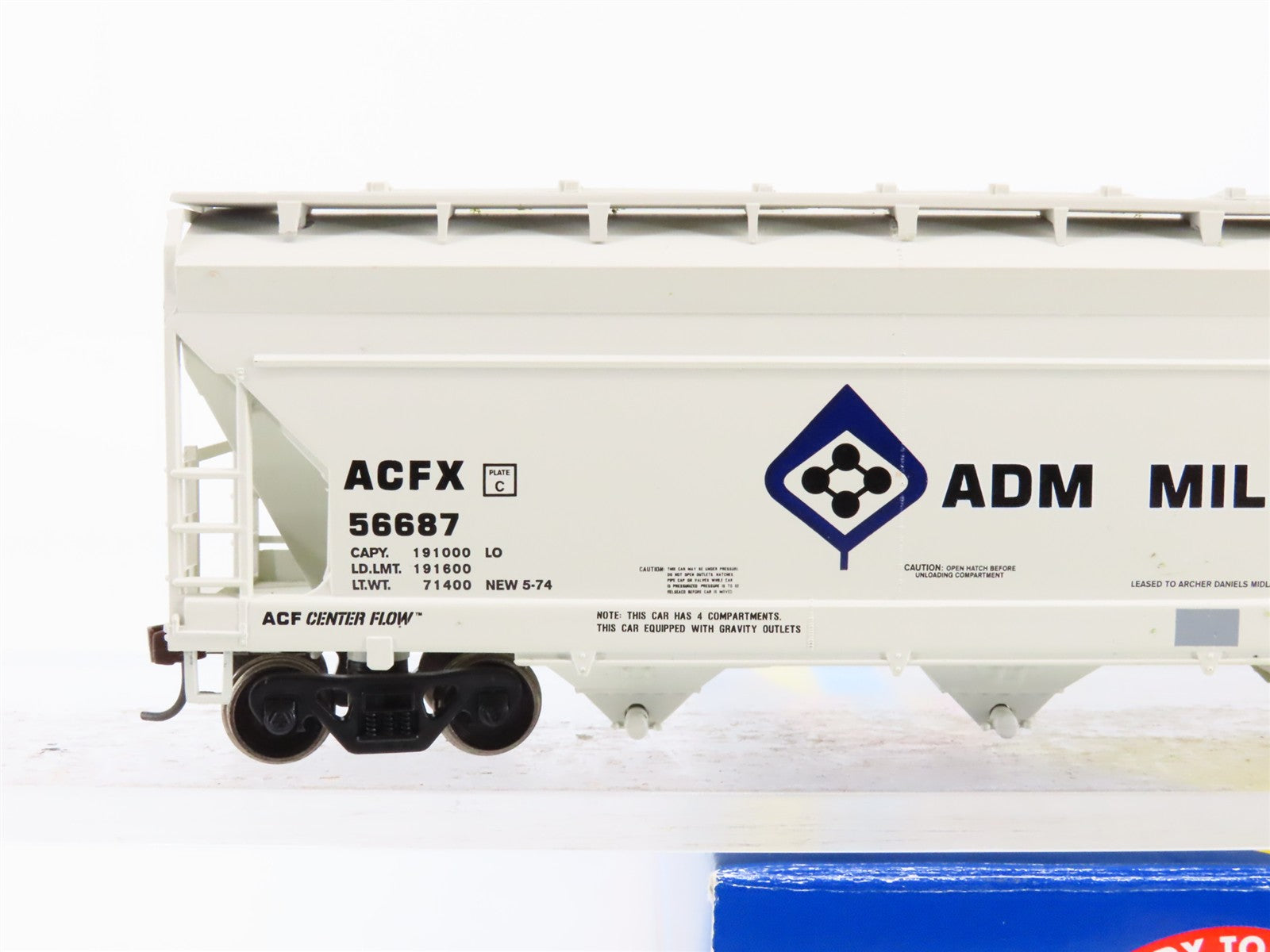 HO Scale Athearn ATH72264 ACFX ADM Milling Co. 55' 4-Bay Covered Hopper RTR