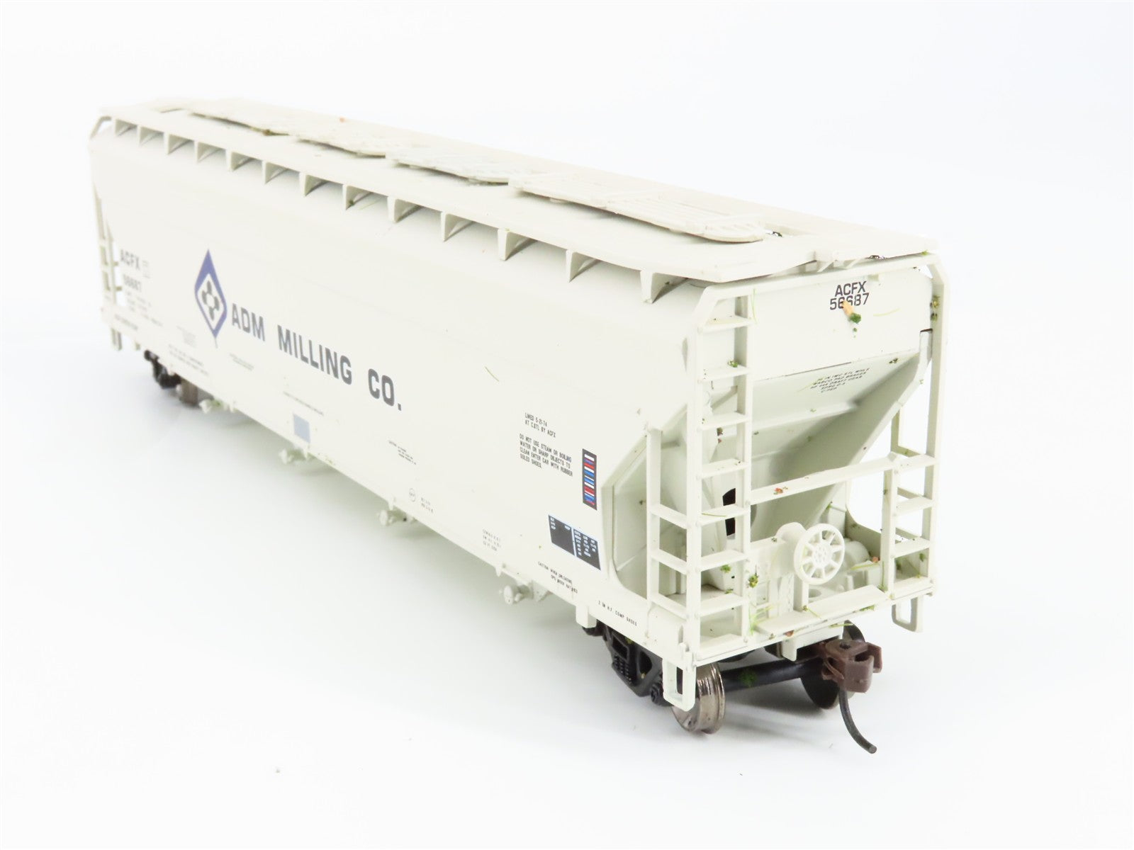 HO Scale Athearn ATH72264 ACFX ADM Milling Co. 55' 4-Bay Covered Hopper RTR