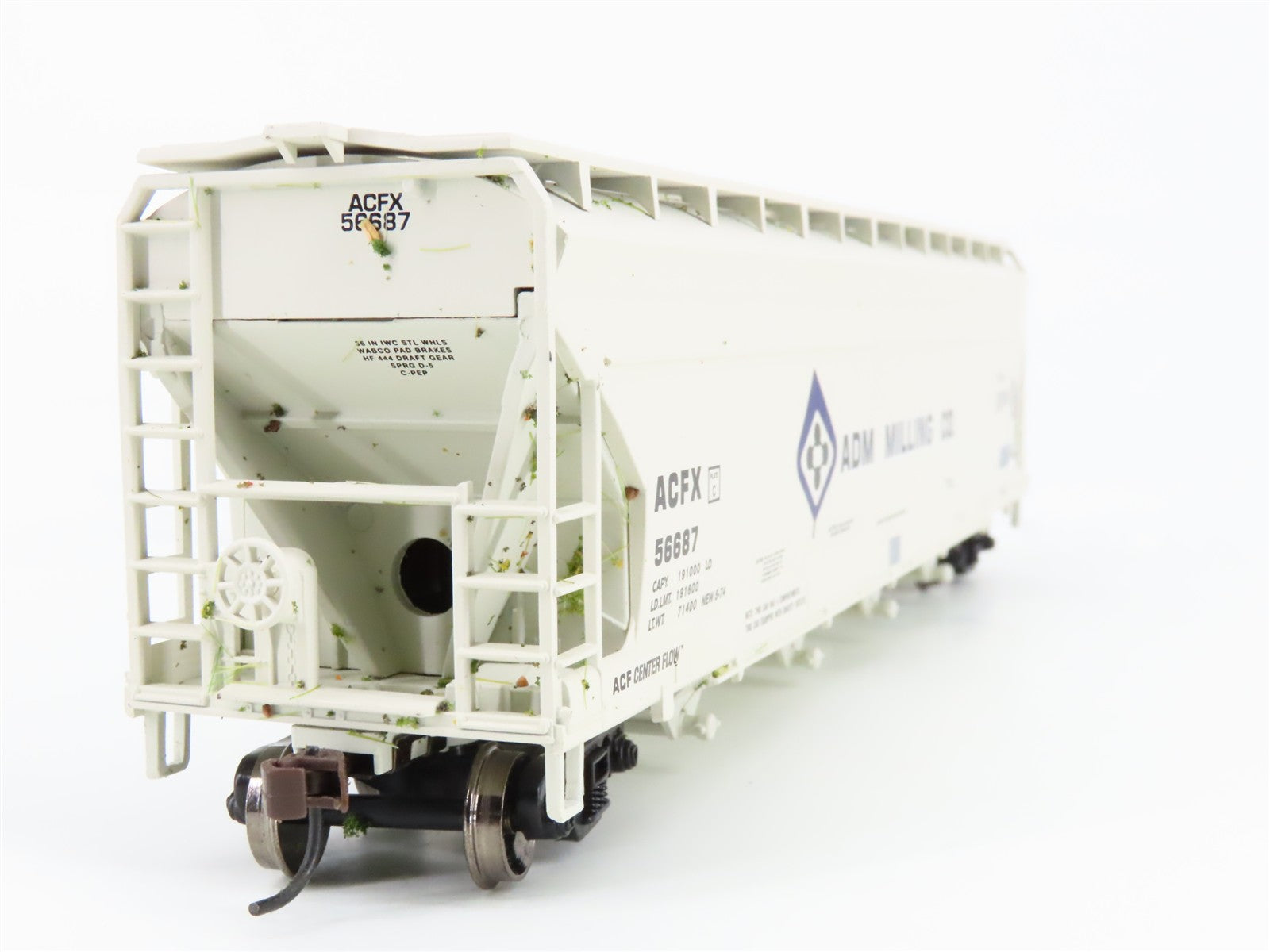 HO Scale Athearn ATH72264 ACFX ADM Milling Co. 55' 4-Bay Covered Hopper RTR
