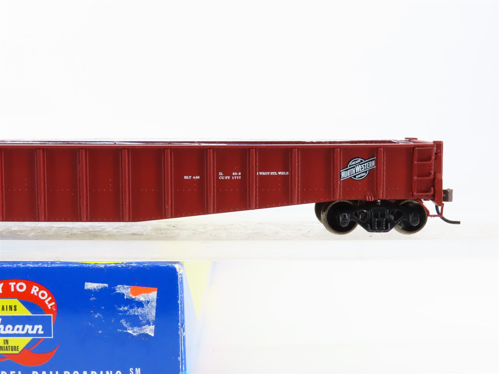 HO Scale Athearn 93618 CNW Chicago & North Western 65' 65' Mill Gondola RTR